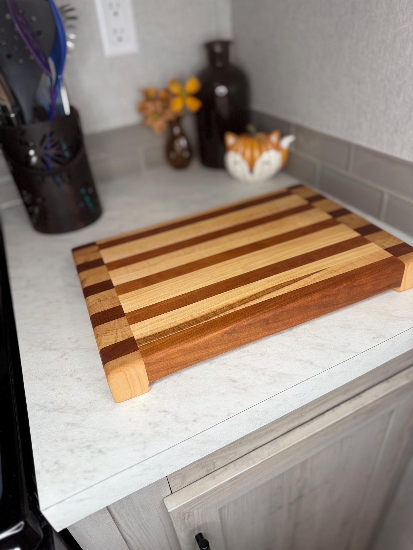 Maple/Cherry Cutting Board