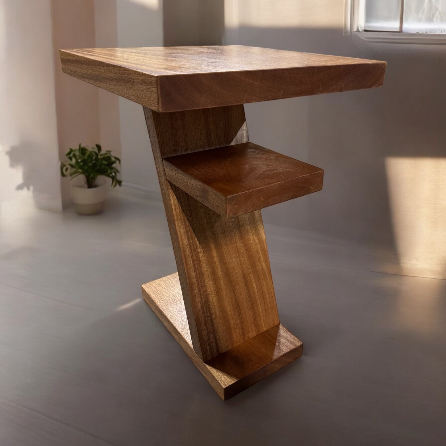 Manhattan End table